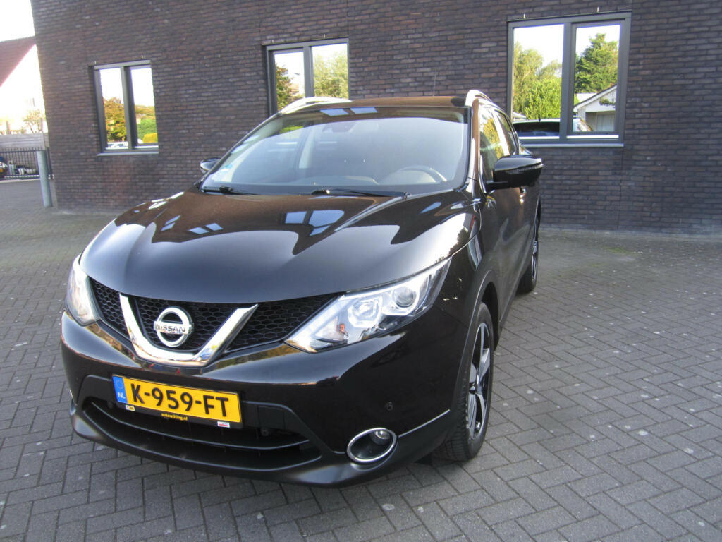 Nissan-QASHQAI-thumb